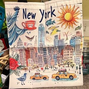 New York City Illustrated Tote Bag - NEW - 15 in L x 13 in W